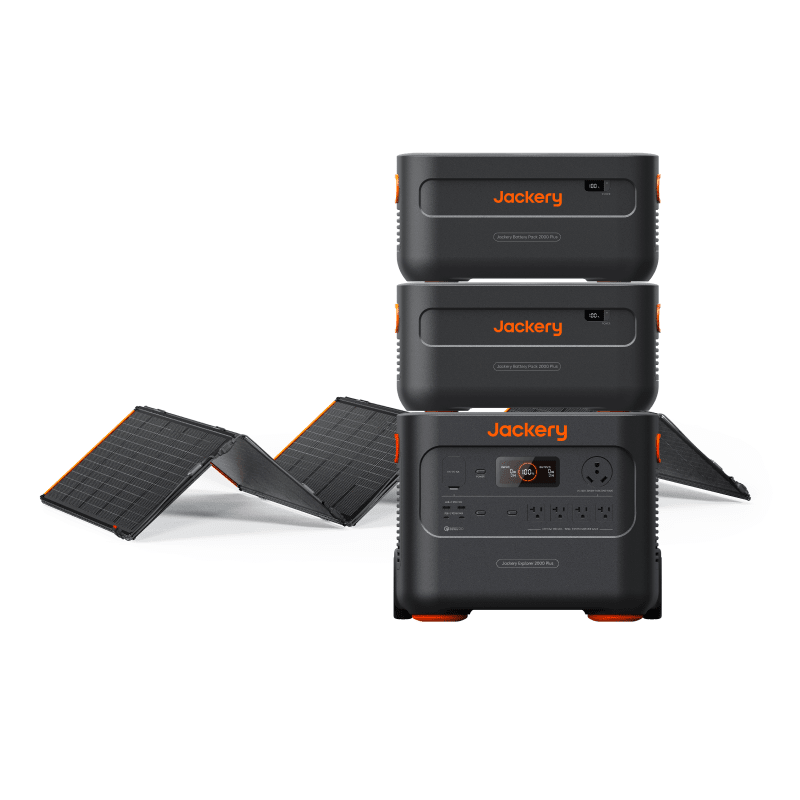 Jackery JE-2000C station with two Battery Pack 2000 Plus units and one SolarSaga 500 X panel, exact refurb-kit rendering